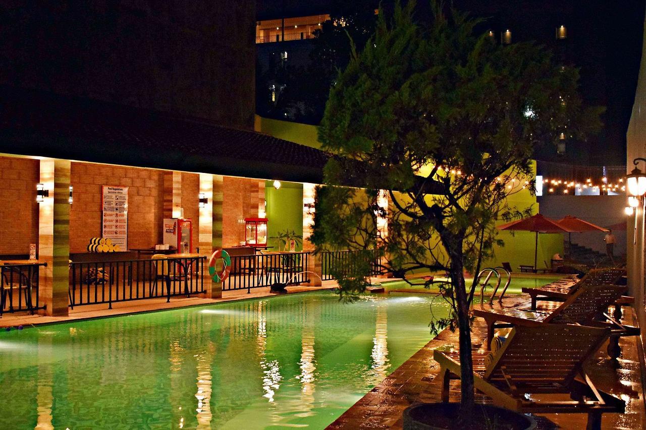 Meotel Purwokerto Εξωτερικό φωτογραφία