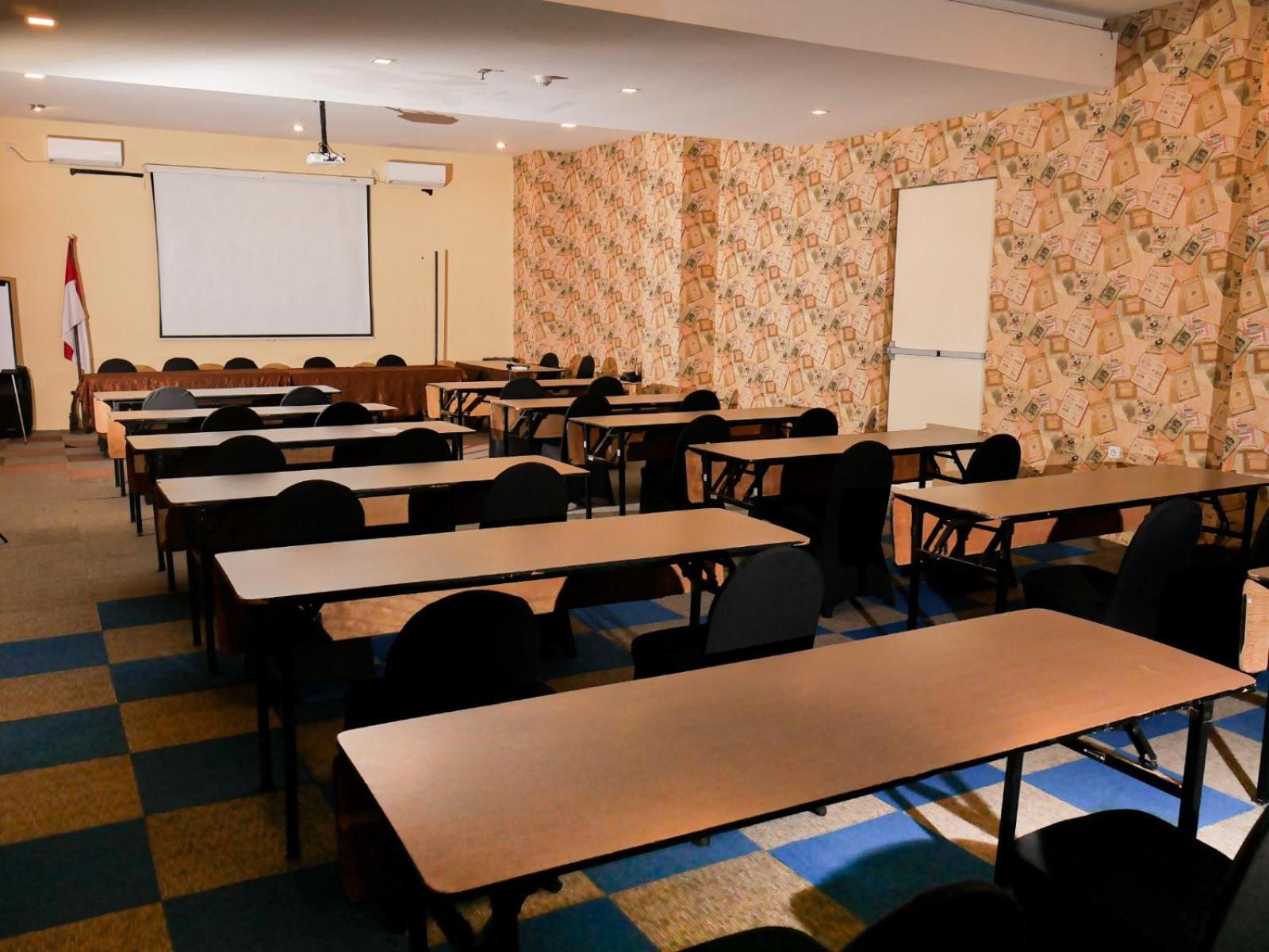 Meotel Purwokerto Εξωτερικό φωτογραφία