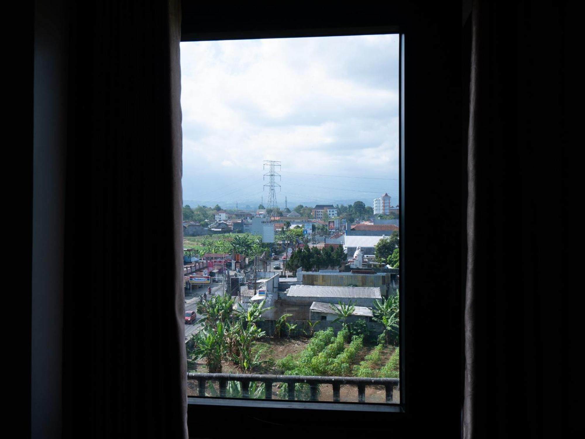 Meotel Purwokerto Εξωτερικό φωτογραφία